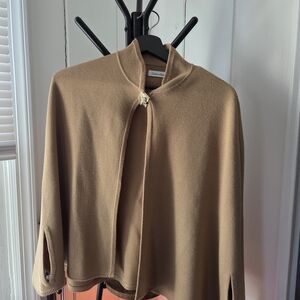 Calvin Klein Women's Tan Sweater Cape with Gold Clasp